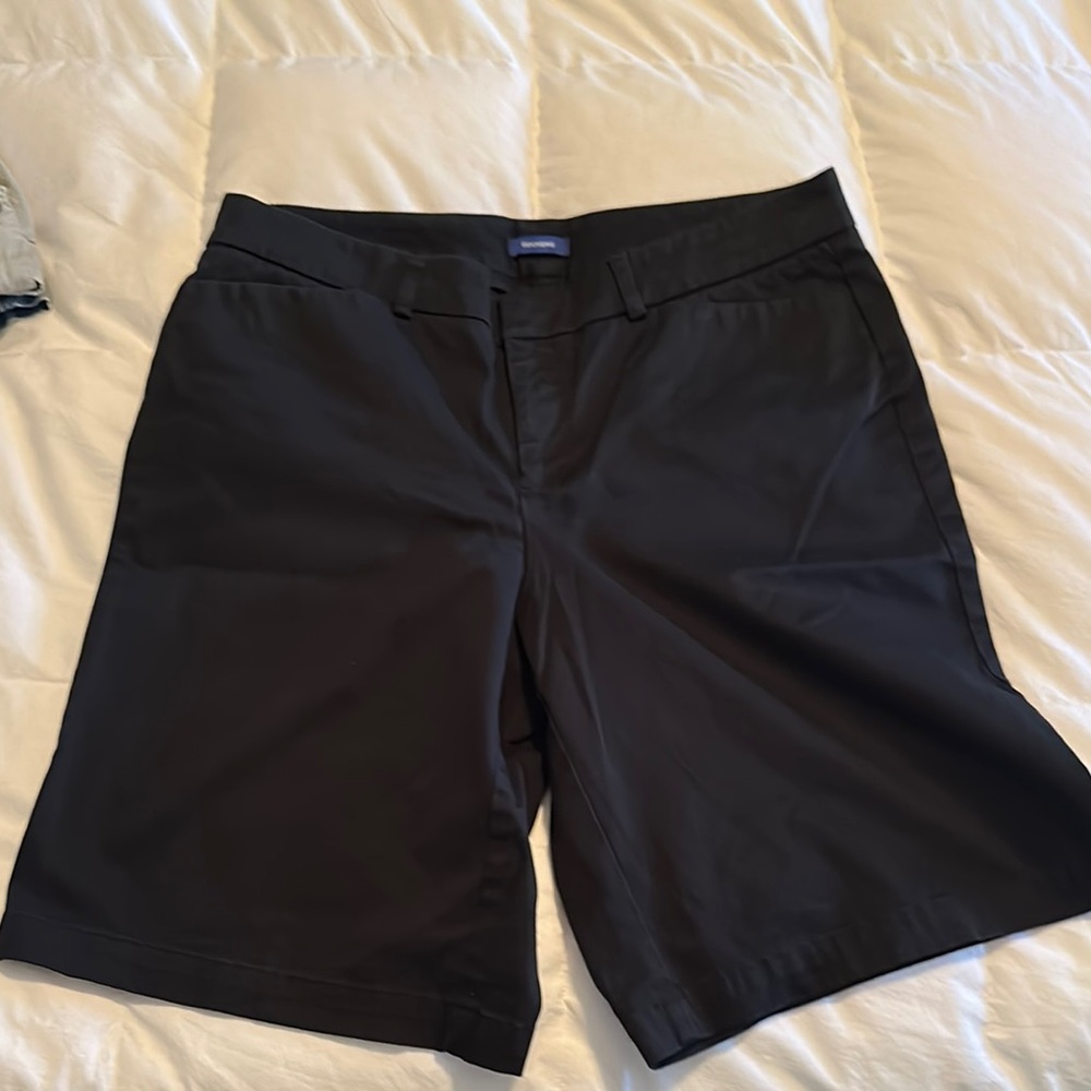 Dockers Black Bermuda Shorts Tailored Fit